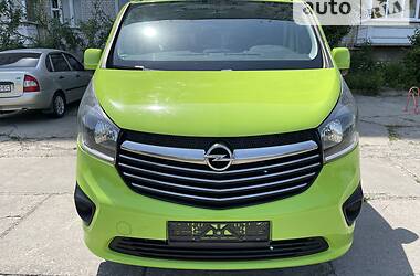 Минивэн Opel Vivaro 2016 в Киеве