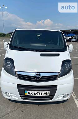 Минивэн Opel Vivaro 2007 в 