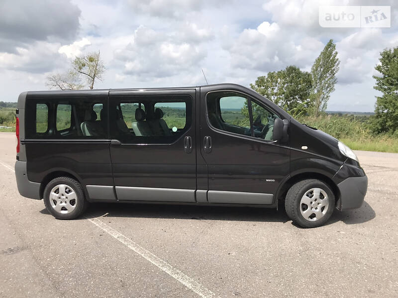 Мінівен Opel Vivaro 2013 в Буську