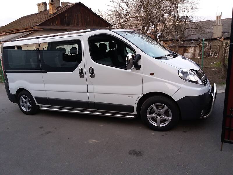 Мінівен Opel Vivaro 2010 в Рівному