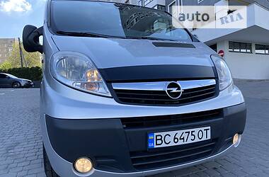 Минивэн Opel Vivaro 2012 в Львове