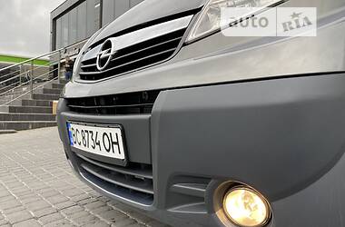 Минивэн Opel Vivaro 2014 в Львове