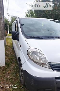 Грузовой фургон Opel Vivaro 2007 в Гадяче