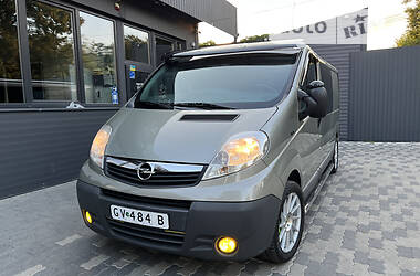 Минивэн Opel Vivaro 2012 в Черновцах