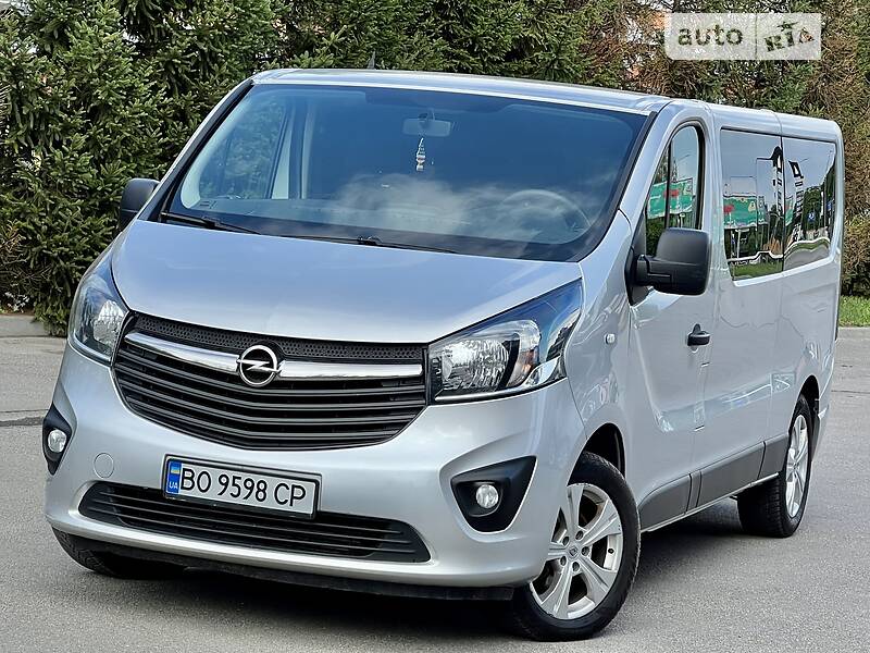 Мінівен Opel Vivaro 2016 в Тернополі