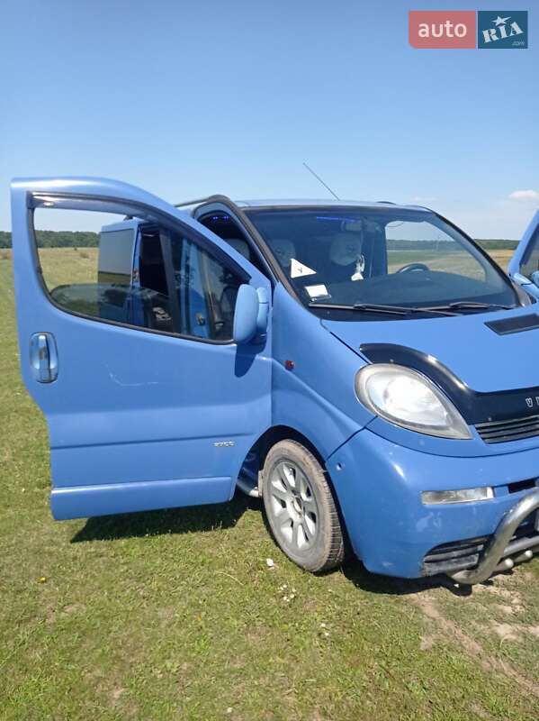 Минивэн Opel Vivaro 2003 в Львове фото 4 Минивэн Opel Vivaro 2003 в Львове