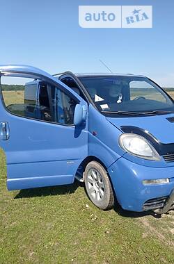 Мінівен Opel Vivaro 2003 в Львові