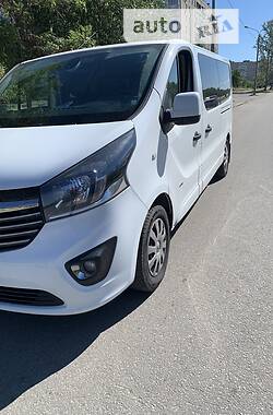 Минивэн Opel Vivaro 2016 в Черновцах