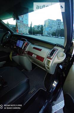 Минивэн Opel Vivaro 2008 в 