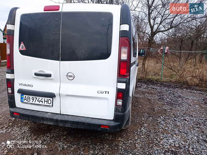 Мінівен Opel Vivaro 2016 в Вінниці
