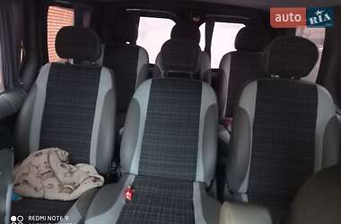 Минивэн Opel Vivaro 2016 в 