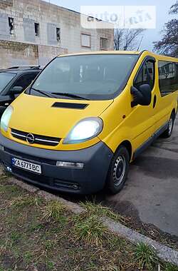 Минивэн Opel Vivaro 2004 в Киеве