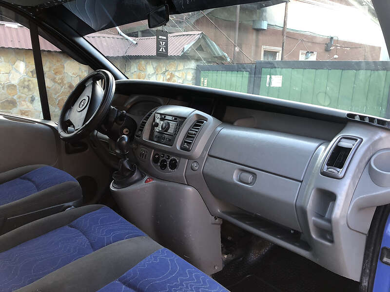 Минивэн Opel Vivaro 2007 в Могилев-Подольске