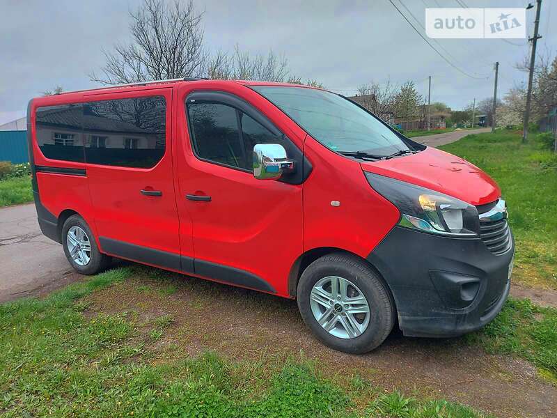 Мінівен Opel Vivaro 2017 в Кропивницькому