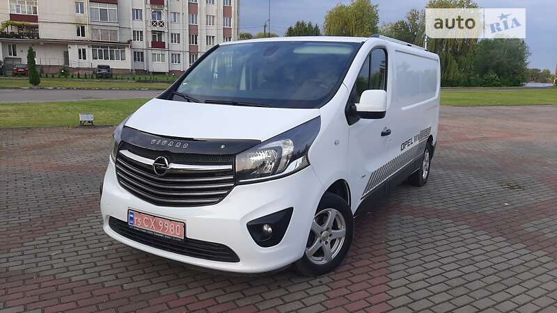 Грузовой фургон Opel Vivaro 2018 в Луцке