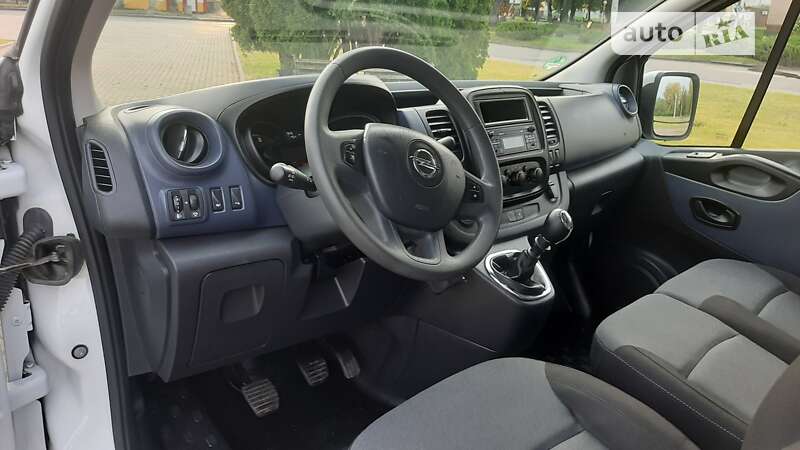 Грузовой фургон Opel Vivaro 2018 в Луцке