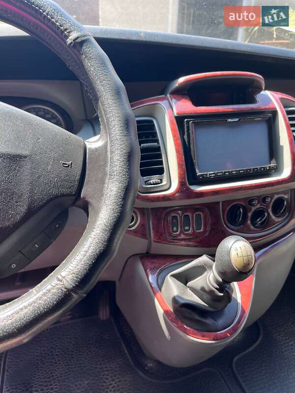 Мінівен Opel Vivaro 2008 в Бучачі