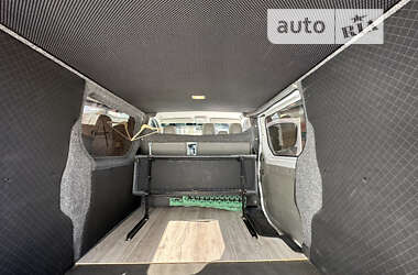 Грузовой фургон Opel Vivaro 2014 в 