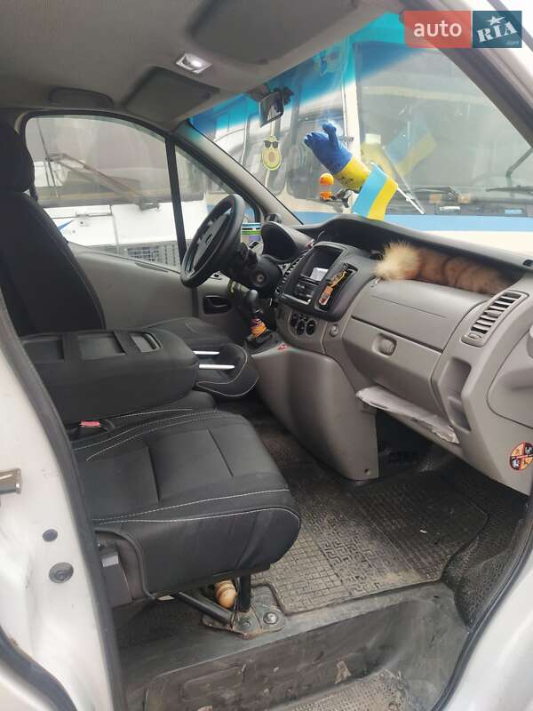 Минивэн Opel Vivaro 2010 в Первомайске