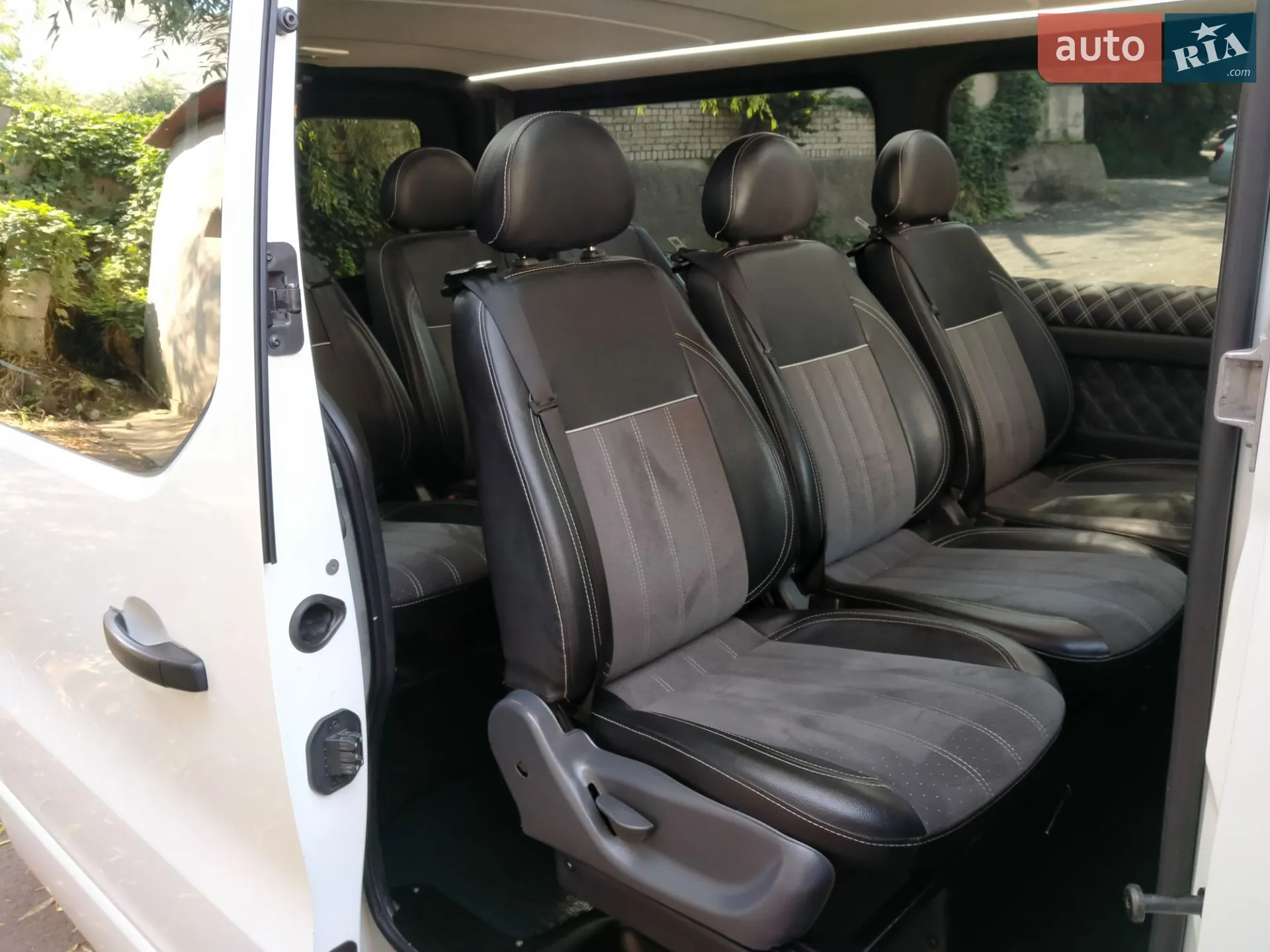 2017 Opel Vivaro - мініатюра 2