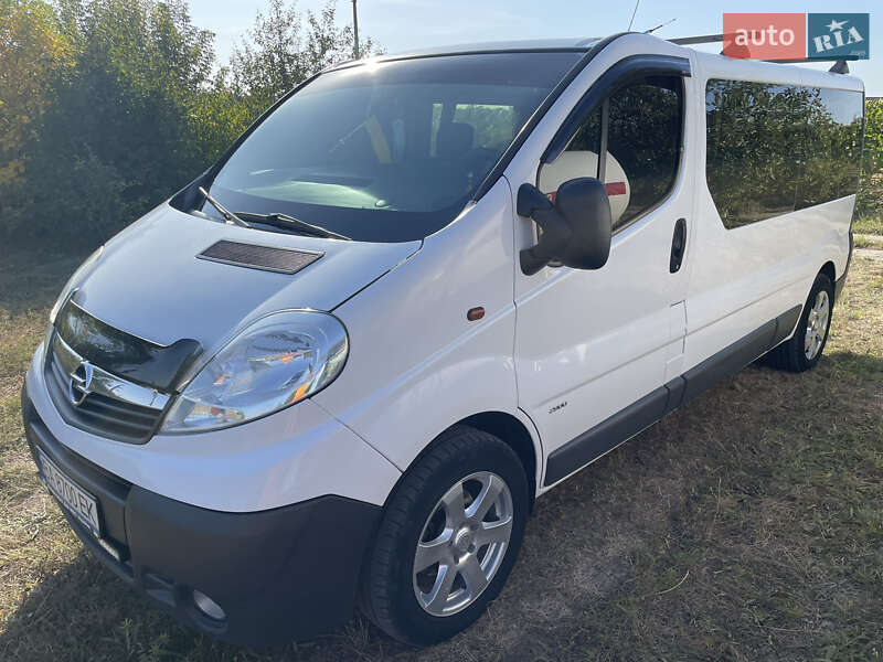 Opel Vivaro 2006