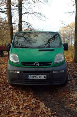 Минивэн Opel Vivaro 2003 в Романове
