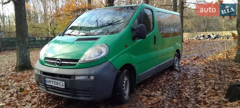 Opel Vivaro 2003