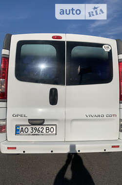 Минивэн Opel Vivaro 2009 в Ужгороде