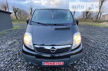 Минивэн Opel Vivaro 2010 в 