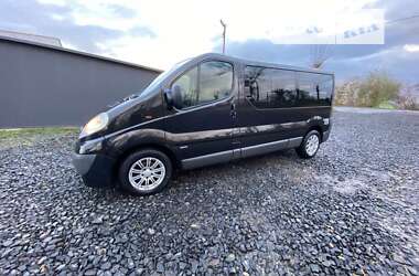 Минивэн Opel Vivaro 2010 в 