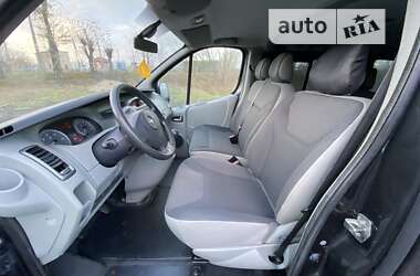 Минивэн Opel Vivaro 2010 в 