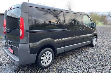 Минивэн Opel Vivaro 2010 в 