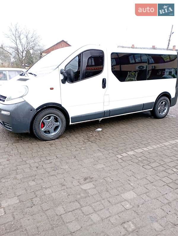 Минивэн Opel Vivaro 2004 в Черновцах фото 5 Минивэн Opel Vivaro 2004 в Черновцах