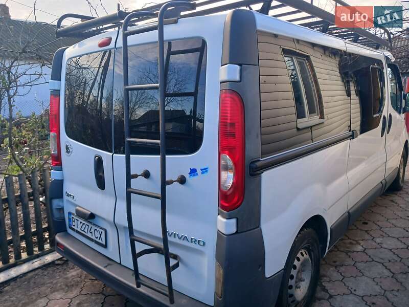 Минивэн Opel Vivaro 2009 в Николаеве