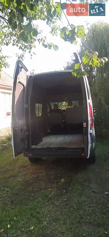 Минивэн Opel Vivaro 2009 в Конотопе