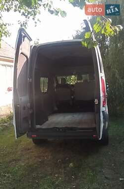 Минивэн Opel Vivaro 2009 в Конотопе