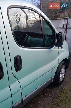 Минивэн Opel Vivaro 2002 в 