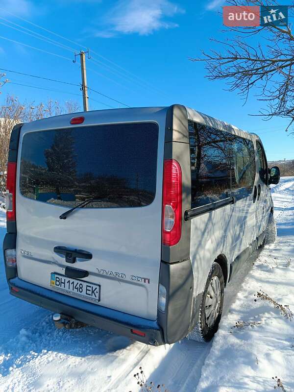 Мінівен Opel Vivaro 2009 в Одесі