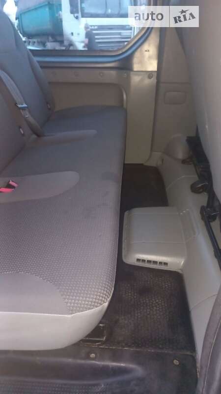 Минивэн Opel Vivaro 2013 в Житомире