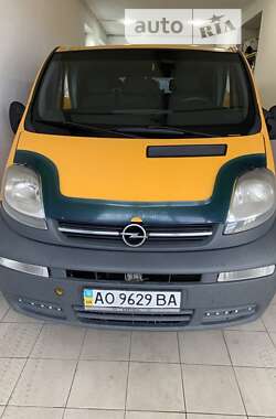 Минивэн Opel Vivaro 2005 в Хусте