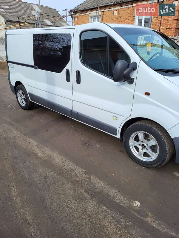 Грузопассажирский фургон Opel Vivaro 2014 в Ананьеве фото 31 Грузопассажирский фургон Opel Vivaro 2014 в Ананьеве