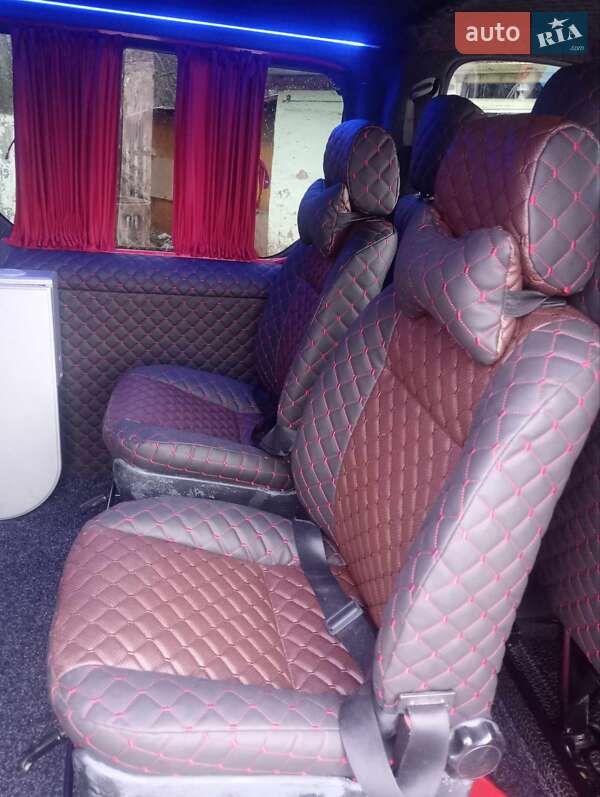 Мінівен Opel Vivaro 2009 в Рівному