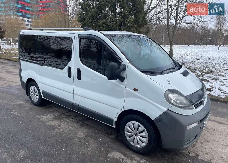 Opel Vivaro 2004