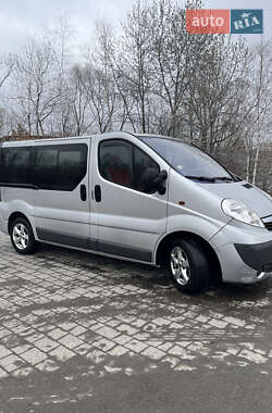 Минивэн Opel Vivaro 2009 в Надворной