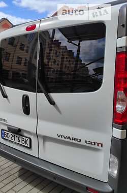 Грузовой фургон Opel Vivaro 2013 в Львове