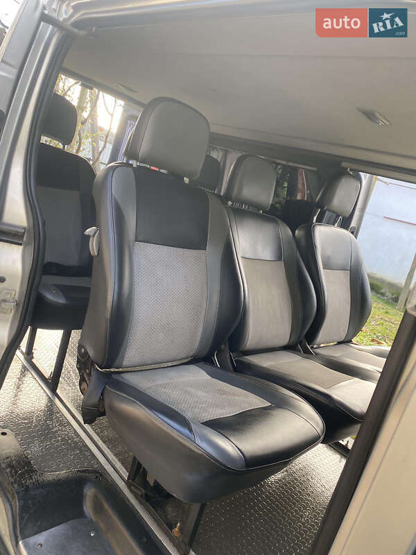 Минивэн Opel Vivaro 2007 в Виноградове