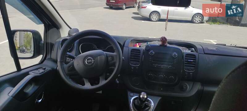 Минивэн Opel Vivaro 2018 в Хмельницком