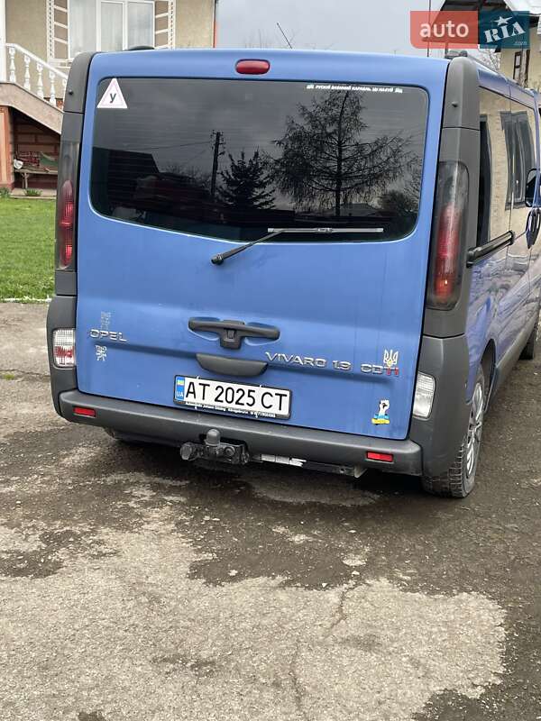 Мінівен Opel Vivaro 2006 в Івано-Франківську