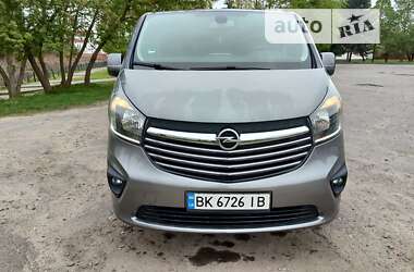 Мінівен Opel Vivaro 2015 в Дубні