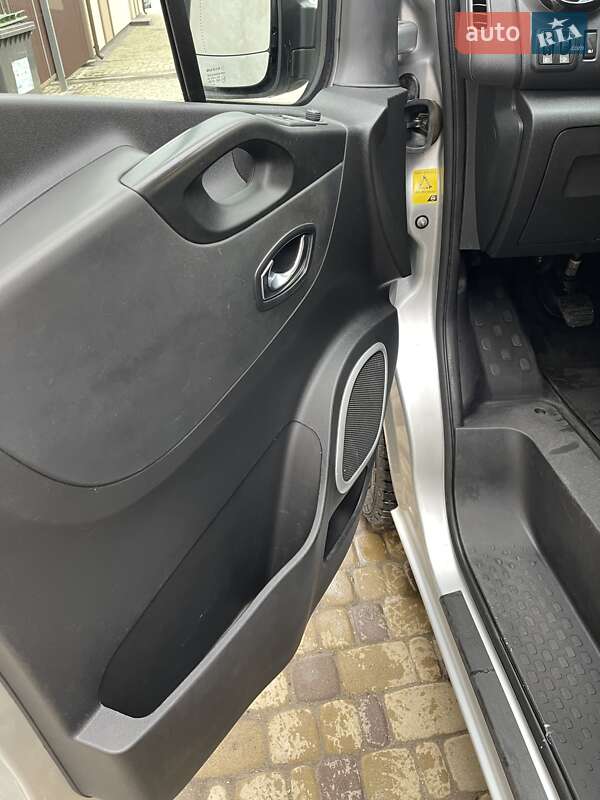 Минивэн Opel Vivaro 2018 в Тернополе